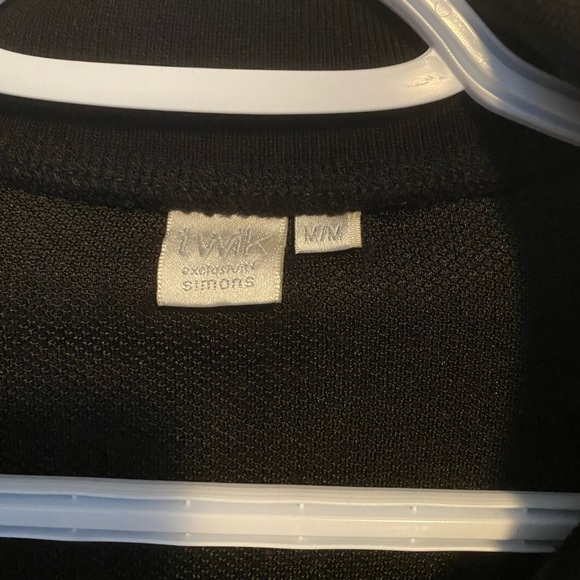 Black Sherpa cropped sweater - Picture 2 of 3